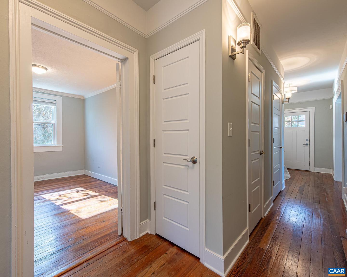 430 11TH ST, CHARLOTTESVILLE, Virginia 22903, 2 Bedrooms Bedrooms, ,1 BathroomBathrooms,Residential,For sale,430 11TH ST,671126 MLS # 671126 430 11TH ST, CHARLOTTESVILLE, Virginia 22903, 2 Bedrooms Bedrooms, ,1 BathroomBathrooms,Residential,For sale,430 11TH ST,671126 MLS # 671126