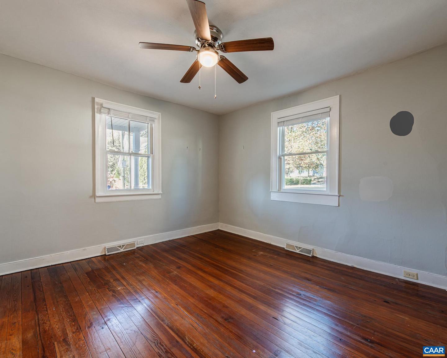 430 11TH ST, CHARLOTTESVILLE, Virginia 22903, 2 Bedrooms Bedrooms, ,1 BathroomBathrooms,Residential,For sale,430 11TH ST,671126 MLS # 671126 430 11TH ST, CHARLOTTESVILLE, Virginia 22903, 2 Bedrooms Bedrooms, ,1 BathroomBathrooms,Residential,For sale,430 11TH ST,671126 MLS # 671126