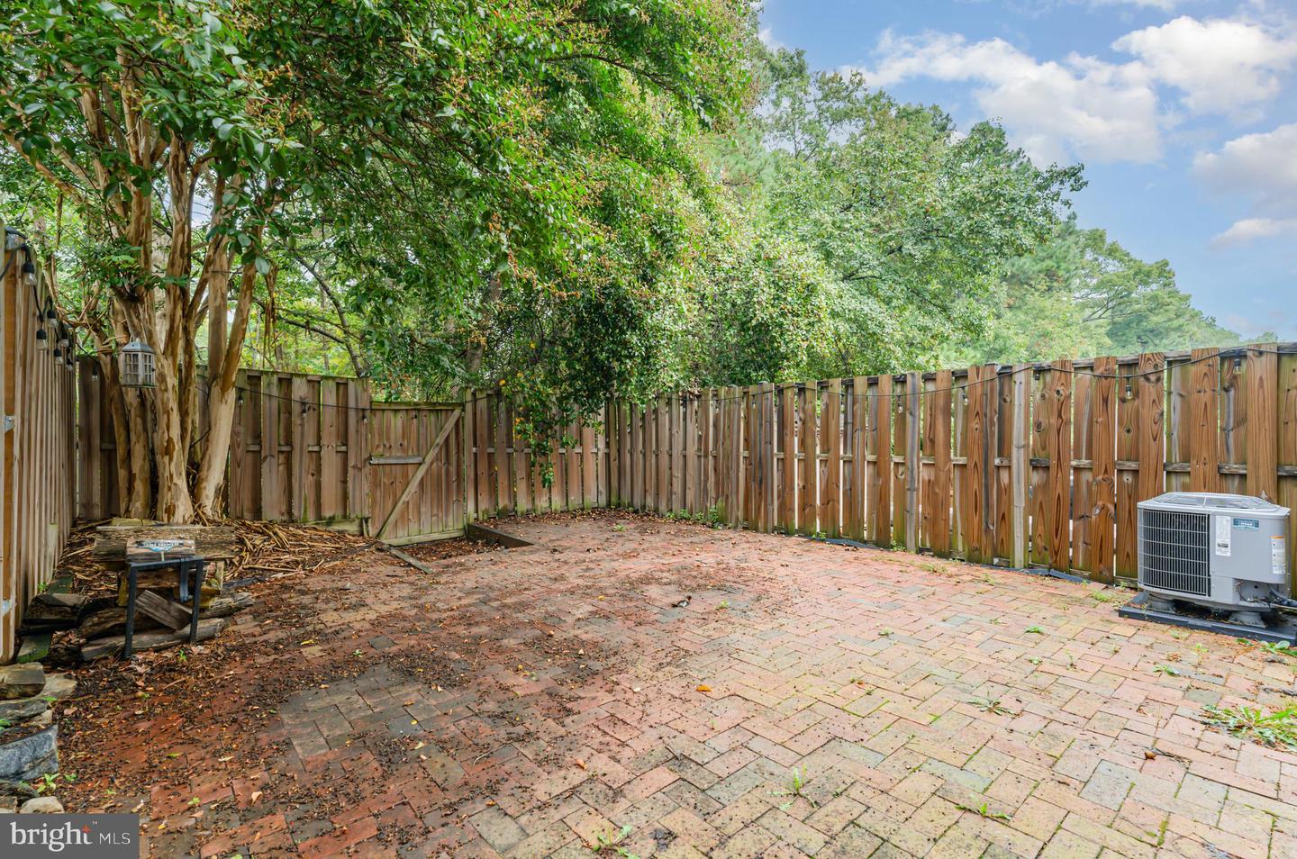 7432 LARNE LN, LORTON, Virginia 22079, 3 Bedrooms Bedrooms, ,3 BathroomsBathrooms,Residential,For sale,7432 LARNE LN,VAFX2279158 MLS # VAFX2279158