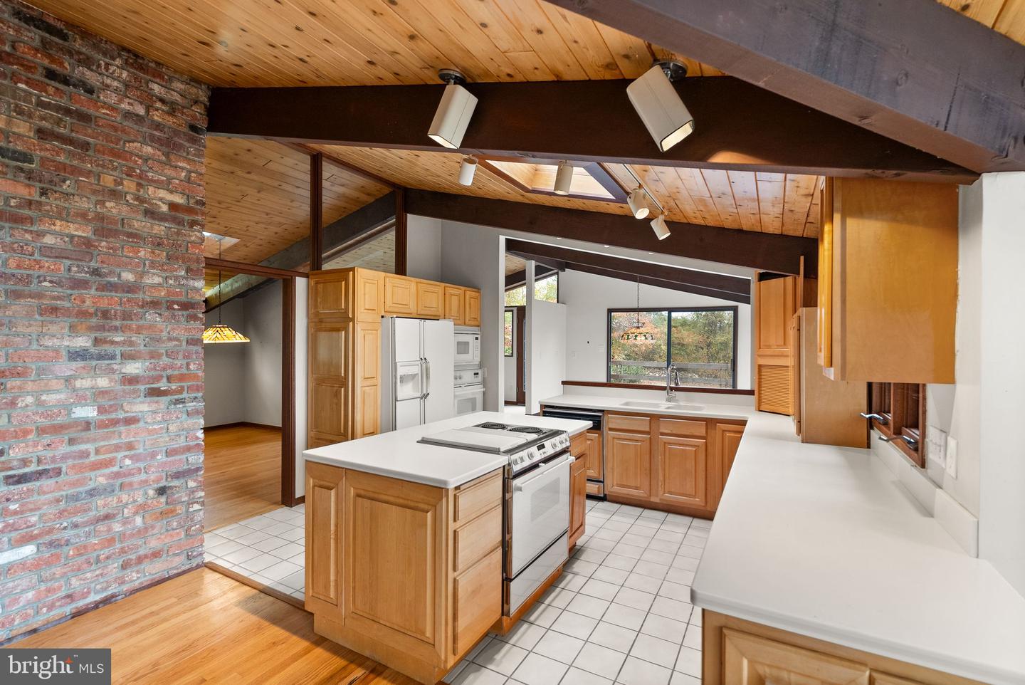 7099 GLEN CURTISS LN, WARRENTON, Virginia 20187, 4 Bedrooms Bedrooms, ,3 BathroomsBathrooms,Residential,For sale,7099 GLEN CURTISS LN,VAFQ2019676 MLS # VAFQ2019676 7099 GLEN CURTISS LN, WARRENTON, Virginia 20187, 4 Bedrooms Bedrooms, ,3 BathroomsBathrooms,Residential,For sale,7099 GLEN CURTISS LN,VAFQ2019676 MLS # VAFQ2019676