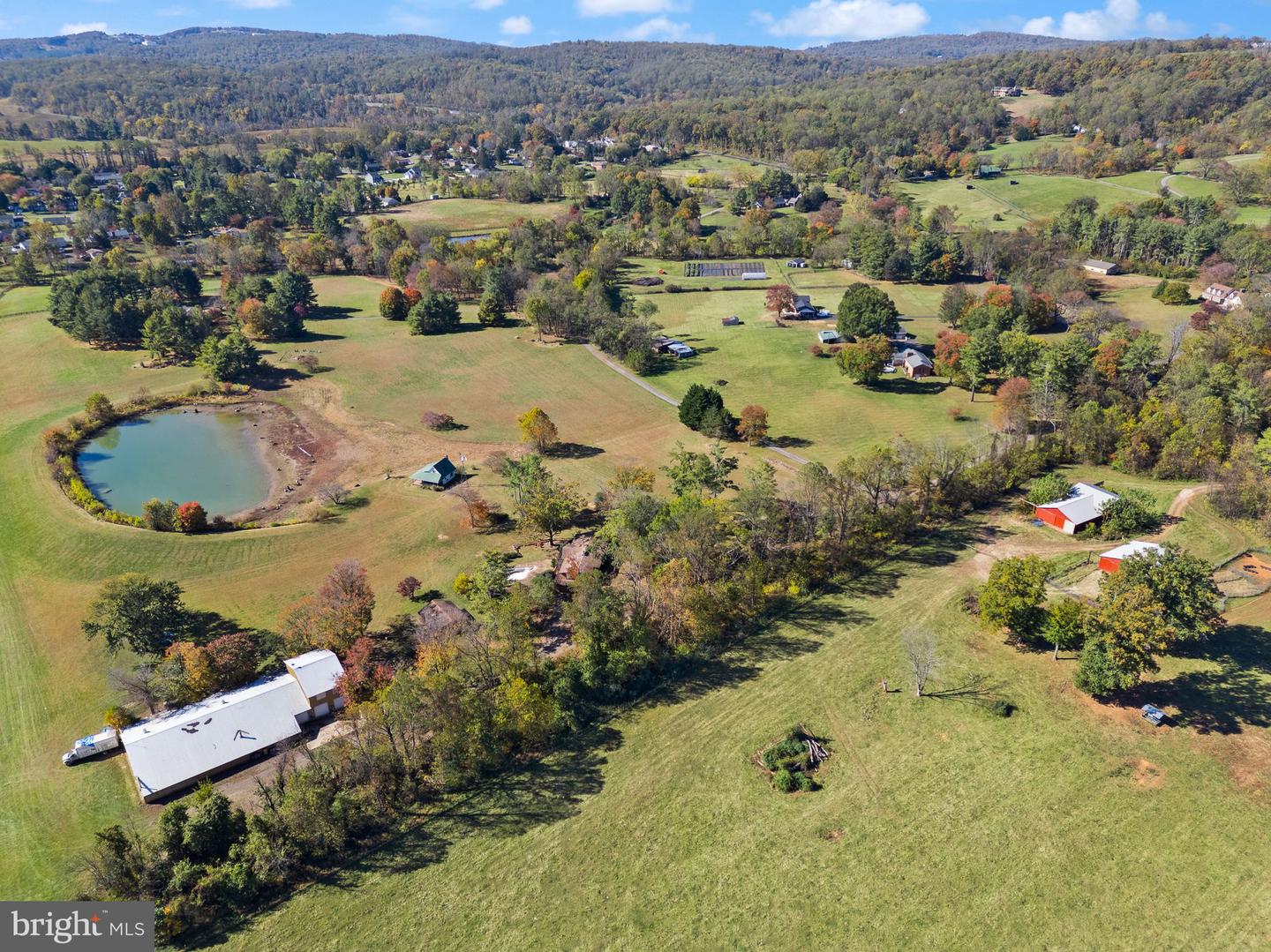 7099 GLEN CURTISS LN, WARRENTON, Virginia 20187, 4 Bedrooms Bedrooms, ,3 BathroomsBathrooms,Residential,For sale,7099 GLEN CURTISS LN,VAFQ2019676 MLS # VAFQ2019676 7099 GLEN CURTISS LN, WARRENTON, Virginia 20187, 4 Bedrooms Bedrooms, ,3 BathroomsBathrooms,Residential,For sale,7099 GLEN CURTISS LN,VAFQ2019676 MLS # VAFQ2019676