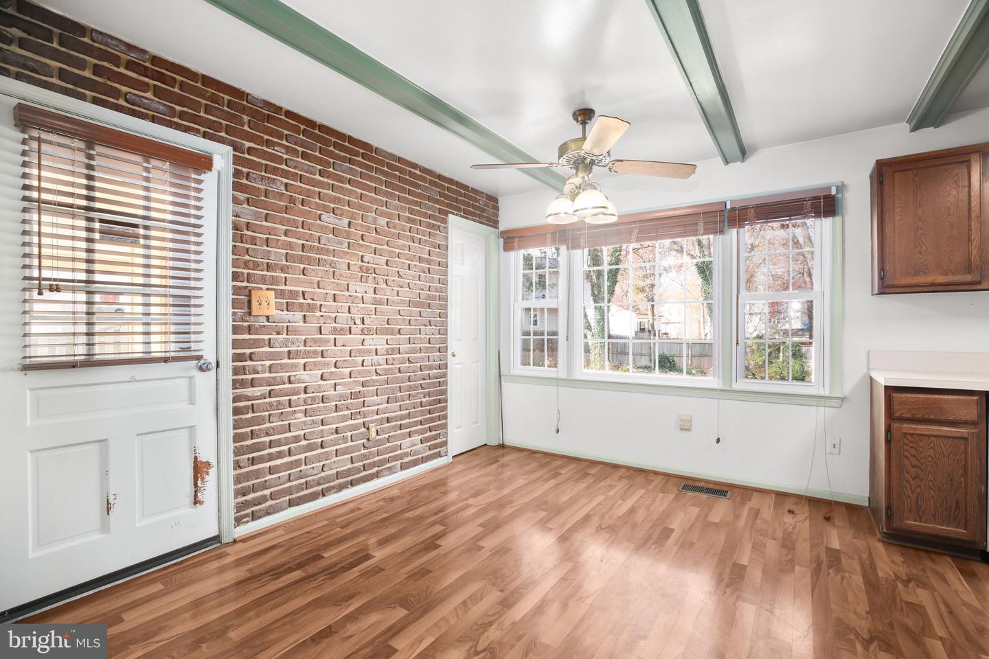 7922 LAKE PLEASANT DR, SPRINGFIELD, Virginia 22153, 4 Bedrooms Bedrooms, ,2 BathroomsBathrooms,Residential,For sale,7922 LAKE PLEASANT DR,VAFX2279230 MLS # VAFX2279230 7922 LAKE PLEASANT DR, SPRINGFIELD, Virginia 22153, 4 Bedrooms Bedrooms, ,2 BathroomsBathrooms,Residential,For sale,7922 LAKE PLEASANT DR,VAFX2279230 MLS # VAFX2279230