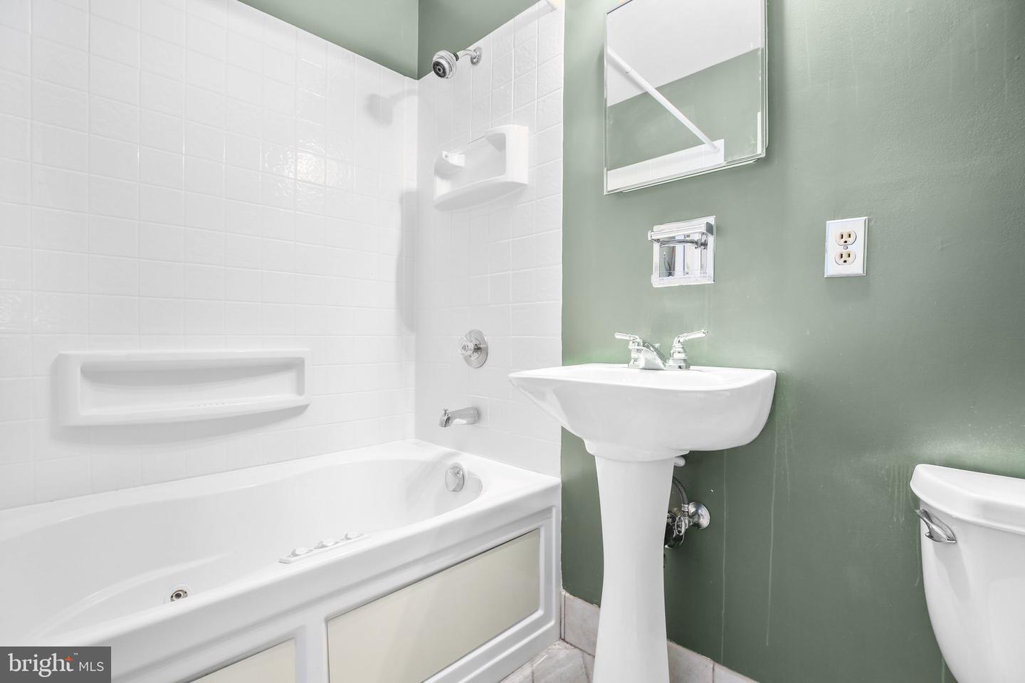 7922 LAKE PLEASANT DR, SPRINGFIELD, Virginia 22153, 4 Bedrooms Bedrooms, ,2 BathroomsBathrooms,Residential,For sale,7922 LAKE PLEASANT DR,VAFX2279230 MLS # VAFX2279230 7922 LAKE PLEASANT DR, SPRINGFIELD, Virginia 22153, 4 Bedrooms Bedrooms, ,2 BathroomsBathrooms,Residential,For sale,7922 LAKE PLEASANT DR,VAFX2279230 MLS # VAFX2279230