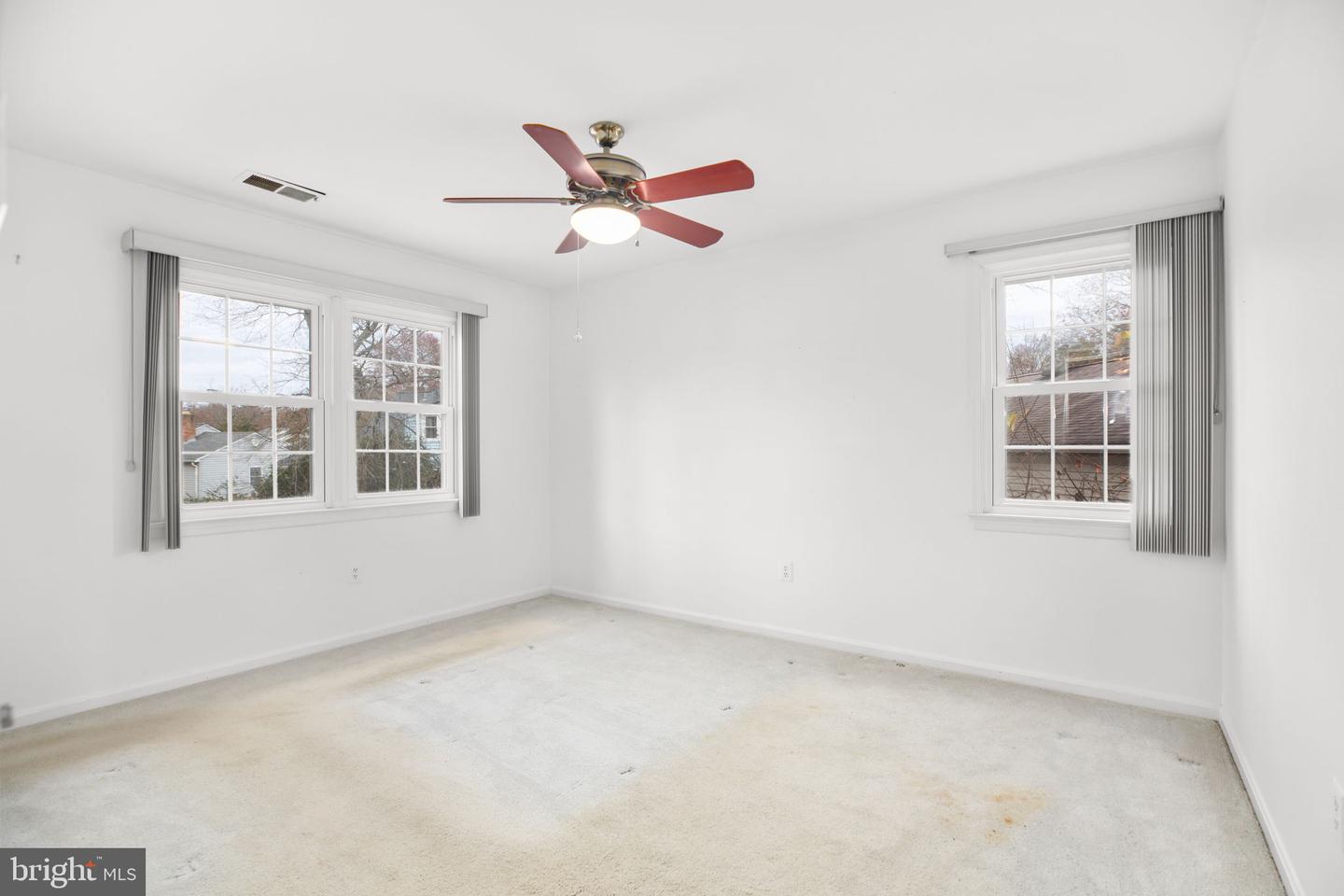 7922 LAKE PLEASANT DR, SPRINGFIELD, Virginia 22153, 4 Bedrooms Bedrooms, ,2 BathroomsBathrooms,Residential,For sale,7922 LAKE PLEASANT DR,VAFX2279230 MLS # VAFX2279230 7922 LAKE PLEASANT DR, SPRINGFIELD, Virginia 22153, 4 Bedrooms Bedrooms, ,2 BathroomsBathrooms,Residential,For sale,7922 LAKE PLEASANT DR,VAFX2279230 MLS # VAFX2279230