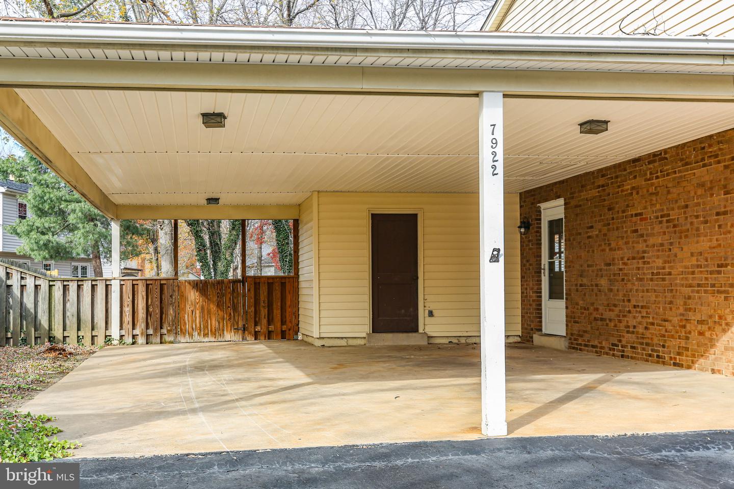 7922 LAKE PLEASANT DR, SPRINGFIELD, Virginia 22153, 4 Bedrooms Bedrooms, ,2 BathroomsBathrooms,Residential,For sale,7922 LAKE PLEASANT DR,VAFX2279230 MLS # VAFX2279230 7922 LAKE PLEASANT DR, SPRINGFIELD, Virginia 22153, 4 Bedrooms Bedrooms, ,2 BathroomsBathrooms,Residential,For sale,7922 LAKE PLEASANT DR,VAFX2279230 MLS # VAFX2279230