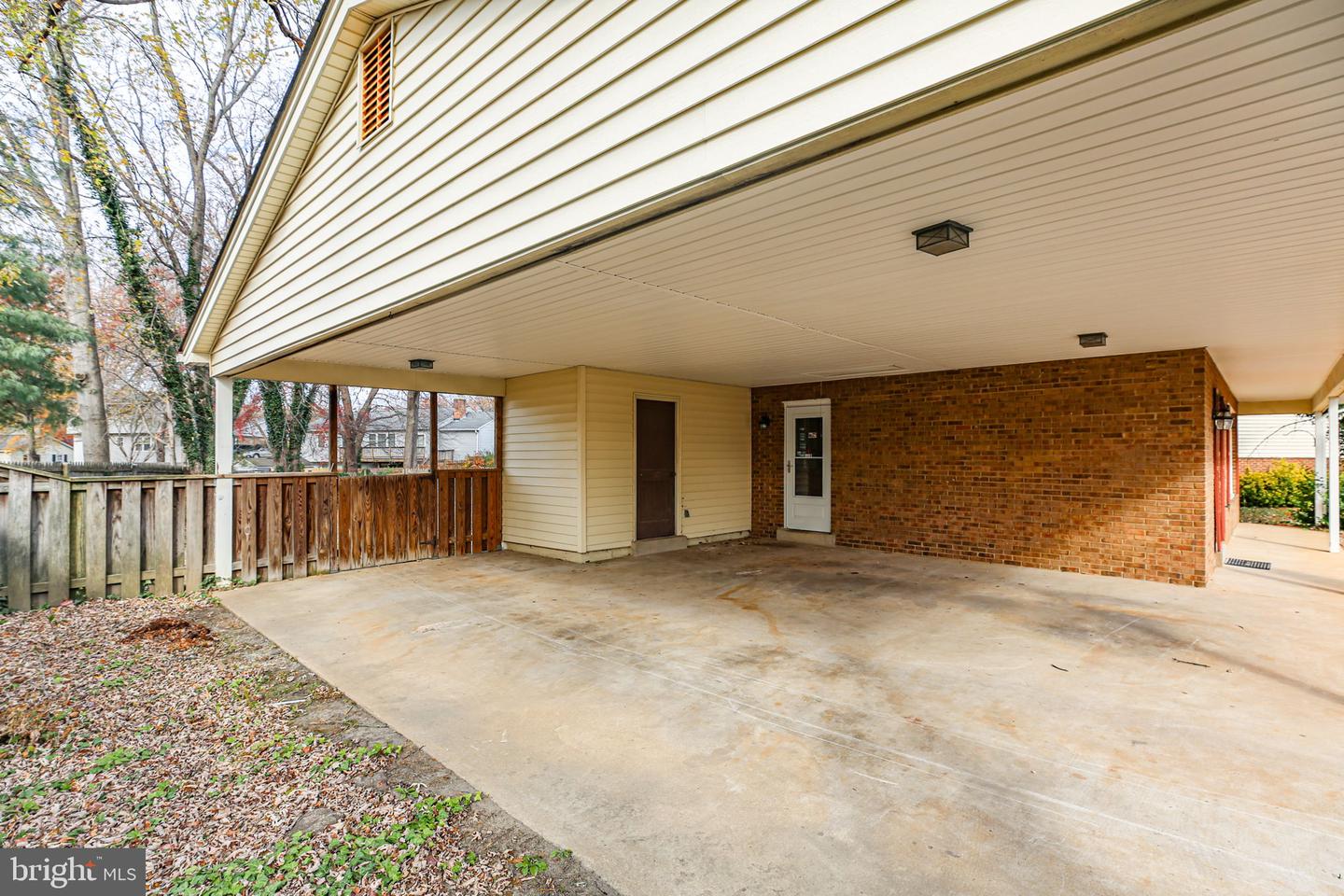 7922 LAKE PLEASANT DR, SPRINGFIELD, Virginia 22153, 4 Bedrooms Bedrooms, ,2 BathroomsBathrooms,Residential,For sale,7922 LAKE PLEASANT DR,VAFX2279230 MLS # VAFX2279230 7922 LAKE PLEASANT DR, SPRINGFIELD, Virginia 22153, 4 Bedrooms Bedrooms, ,2 BathroomsBathrooms,Residential,For sale,7922 LAKE PLEASANT DR,VAFX2279230 MLS # VAFX2279230