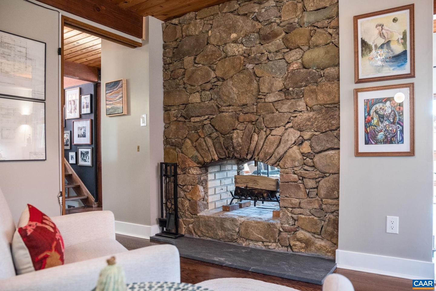 247 BLUE ROCK RDG, CHARLOTTESVILLE, Virginia 22903, 4 Bedrooms Bedrooms, ,3 BathroomsBathrooms,Residential,For sale,247 BLUE ROCK RDG,671144 MLS # 671144