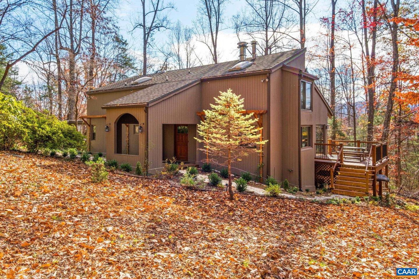 247 BLUE ROCK RDG, CHARLOTTESVILLE, Virginia 22903, 4 Bedrooms Bedrooms, ,3 BathroomsBathrooms,Residential,For sale,247 BLUE ROCK RDG,671144 MLS # 671144