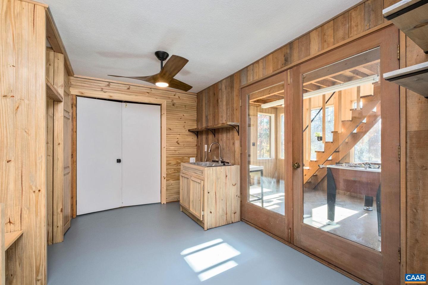 247 BLUE ROCK RDG, CHARLOTTESVILLE, Virginia 22903, 4 Bedrooms Bedrooms, ,3 BathroomsBathrooms,Residential,For sale,247 BLUE ROCK RDG,671144 MLS # 671144