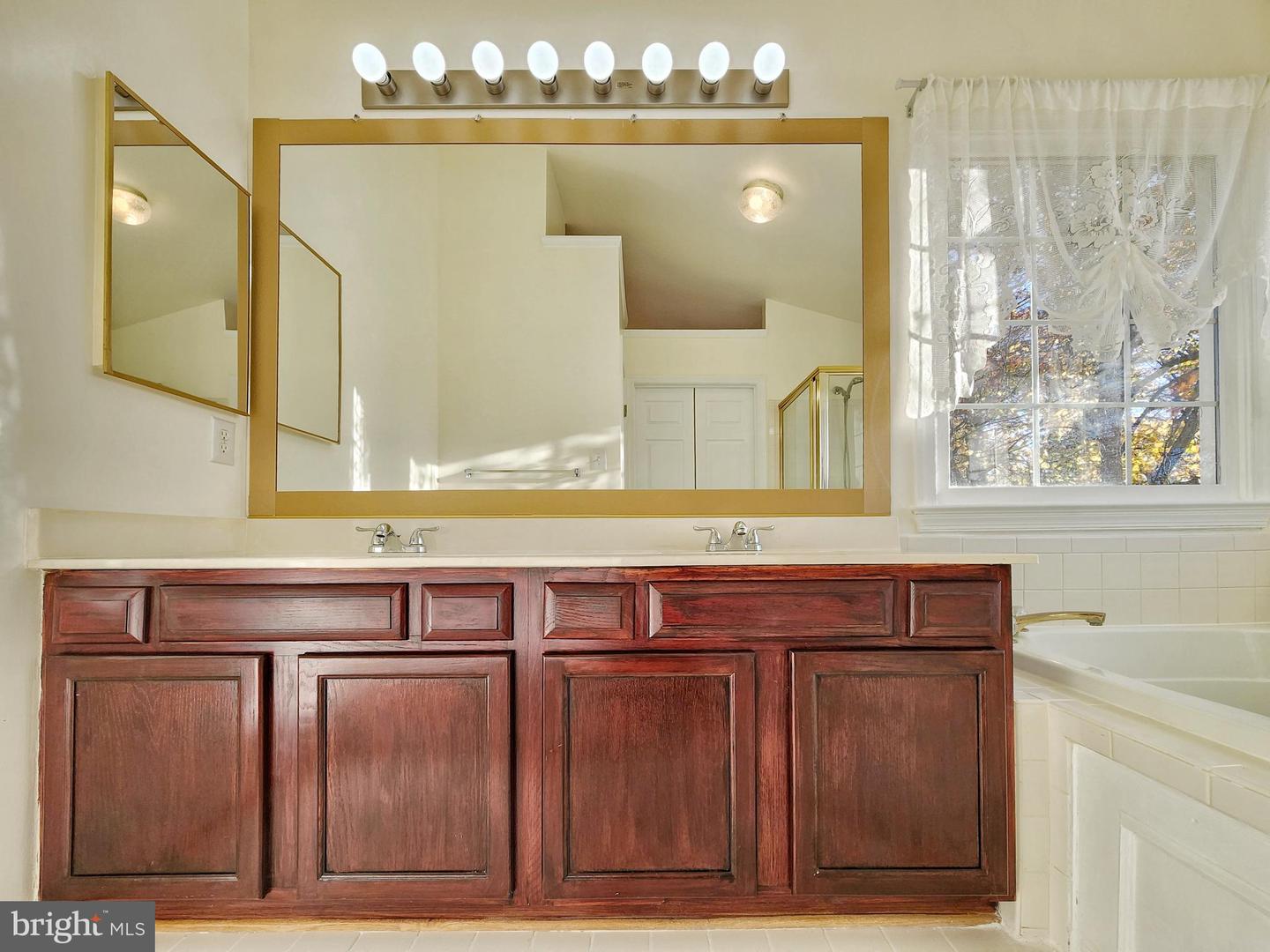 8026 READINGTON CT, SPRINGFIELD, Virginia 22152, 3 Bedrooms Bedrooms, ,3 BathroomsBathrooms,Residential,For sale,8026 READINGTON CT,VAFX2279252 MLS # VAFX2279252 8026 READINGTON CT, SPRINGFIELD, Virginia 22152, 3 Bedrooms Bedrooms, ,3 BathroomsBathrooms,Residential,For sale,8026 READINGTON CT,VAFX2279252 MLS # VAFX2279252