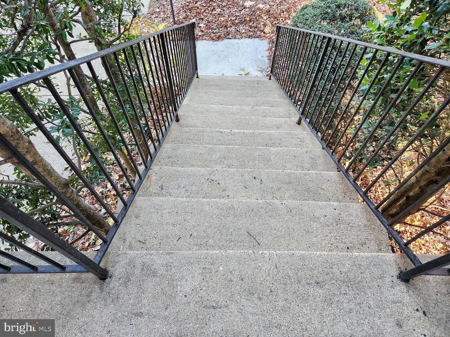 8026 READINGTON CT, SPRINGFIELD, Virginia 22152, 3 Bedrooms Bedrooms, ,3 BathroomsBathrooms,Residential,For sale,8026 READINGTON CT,VAFX2279252 MLS # VAFX2279252 8026 READINGTON CT, SPRINGFIELD, Virginia 22152, 3 Bedrooms Bedrooms, ,3 BathroomsBathrooms,Residential,For sale,8026 READINGTON CT,VAFX2279252 MLS # VAFX2279252