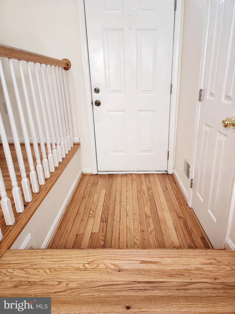 8026 READINGTON CT, SPRINGFIELD, Virginia 22152, 3 Bedrooms Bedrooms, ,3 BathroomsBathrooms,Residential,For sale,8026 READINGTON CT,VAFX2279252 MLS # VAFX2279252 8026 READINGTON CT, SPRINGFIELD, Virginia 22152, 3 Bedrooms Bedrooms, ,3 BathroomsBathrooms,Residential,For sale,8026 READINGTON CT,VAFX2279252 MLS # VAFX2279252