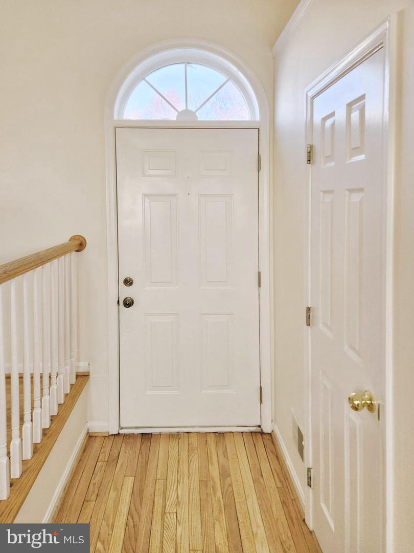 8026 READINGTON CT, SPRINGFIELD, Virginia 22152, 3 Bedrooms Bedrooms, ,3 BathroomsBathrooms,Residential,For sale,8026 READINGTON CT,VAFX2279252 MLS # VAFX2279252 8026 READINGTON CT, SPRINGFIELD, Virginia 22152, 3 Bedrooms Bedrooms, ,3 BathroomsBathrooms,Residential,For sale,8026 READINGTON CT,VAFX2279252 MLS # VAFX2279252