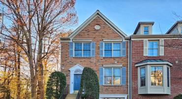 8026 READINGTON CT, SPRINGFIELD, Virginia 22152, 3 Bedrooms Bedrooms, ,3 BathroomsBathrooms,Residential,For sale,8026 READINGTON CT,VAFX2279252 MLS # VAFX2279252