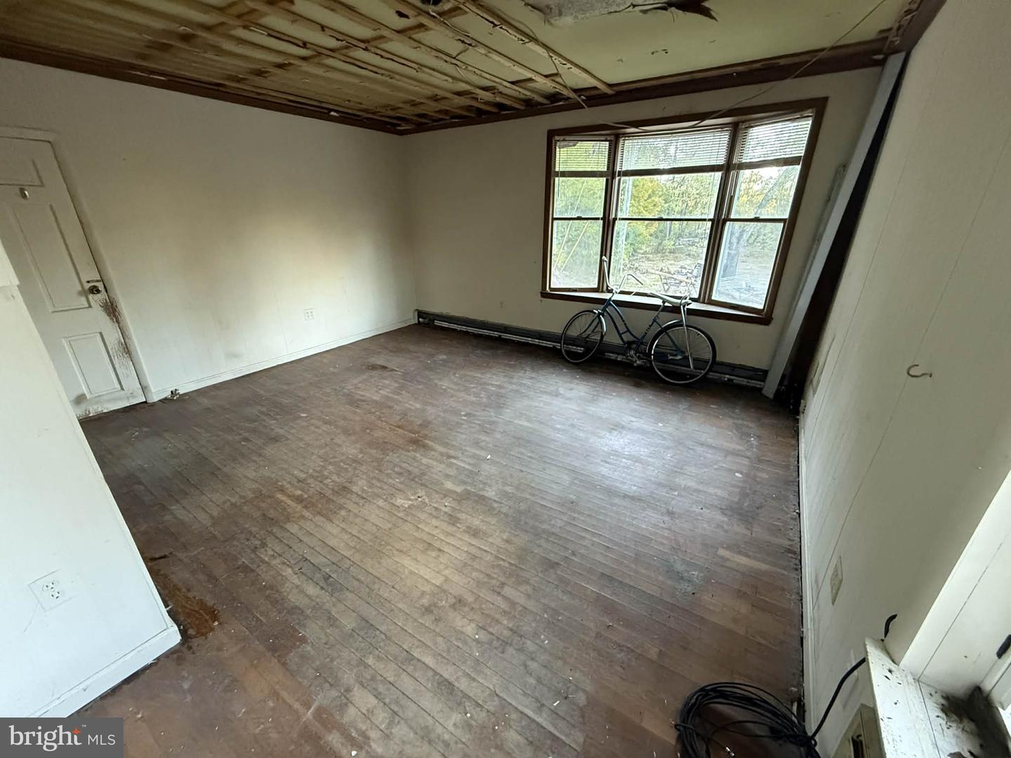 3339 N FREDERICK PIKE, WINCHESTER, Virginia 22603, 5 Bedrooms Bedrooms, ,2 BathroomsBathrooms,Residential,For sale,3339 N FREDERICK PIKE,VAFV2038076 MLS # VAFV2038076 3339 N FREDERICK PIKE, WINCHESTER, Virginia 22603, 5 Bedrooms Bedrooms, ,2 BathroomsBathrooms,Residential,For sale,3339 N FREDERICK PIKE,VAFV2038076 MLS # VAFV2038076