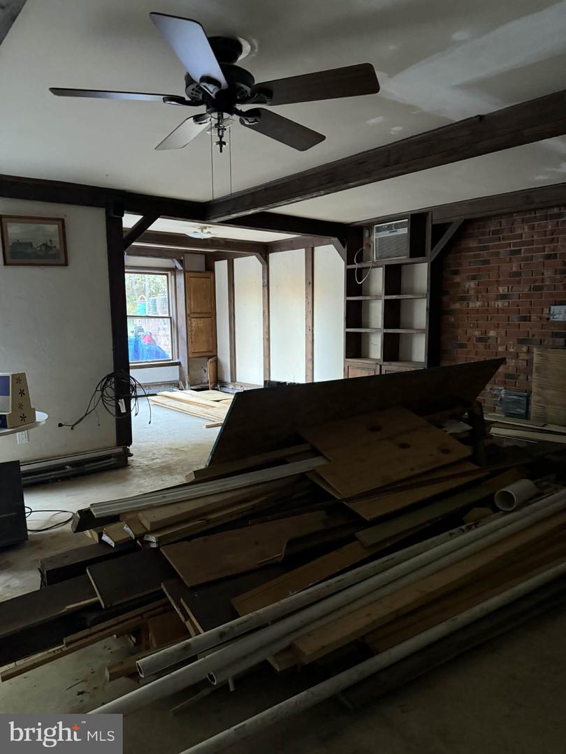 3339 N FREDERICK PIKE, WINCHESTER, Virginia 22603, 5 Bedrooms Bedrooms, ,2 BathroomsBathrooms,Residential,For sale,3339 N FREDERICK PIKE,VAFV2038076 MLS # VAFV2038076 3339 N FREDERICK PIKE, WINCHESTER, Virginia 22603, 5 Bedrooms Bedrooms, ,2 BathroomsBathrooms,Residential,For sale,3339 N FREDERICK PIKE,VAFV2038076 MLS # VAFV2038076