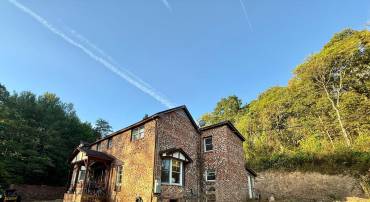 3339 N FREDERICK PIKE, WINCHESTER, Virginia 22603, 5 Bedrooms Bedrooms, ,2 BathroomsBathrooms,Residential,For sale,3339 N FREDERICK PIKE,VAFV2038076 MLS # VAFV2038076