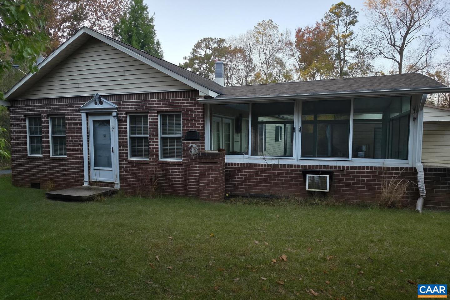 659 SPORTS LAKE RD, NEW CANTON, Virginia 23123, 3 Bedrooms Bedrooms, ,1 BathroomBathrooms,Residential,For sale,659 SPORTS LAKE RD,671147 MLS # 671147