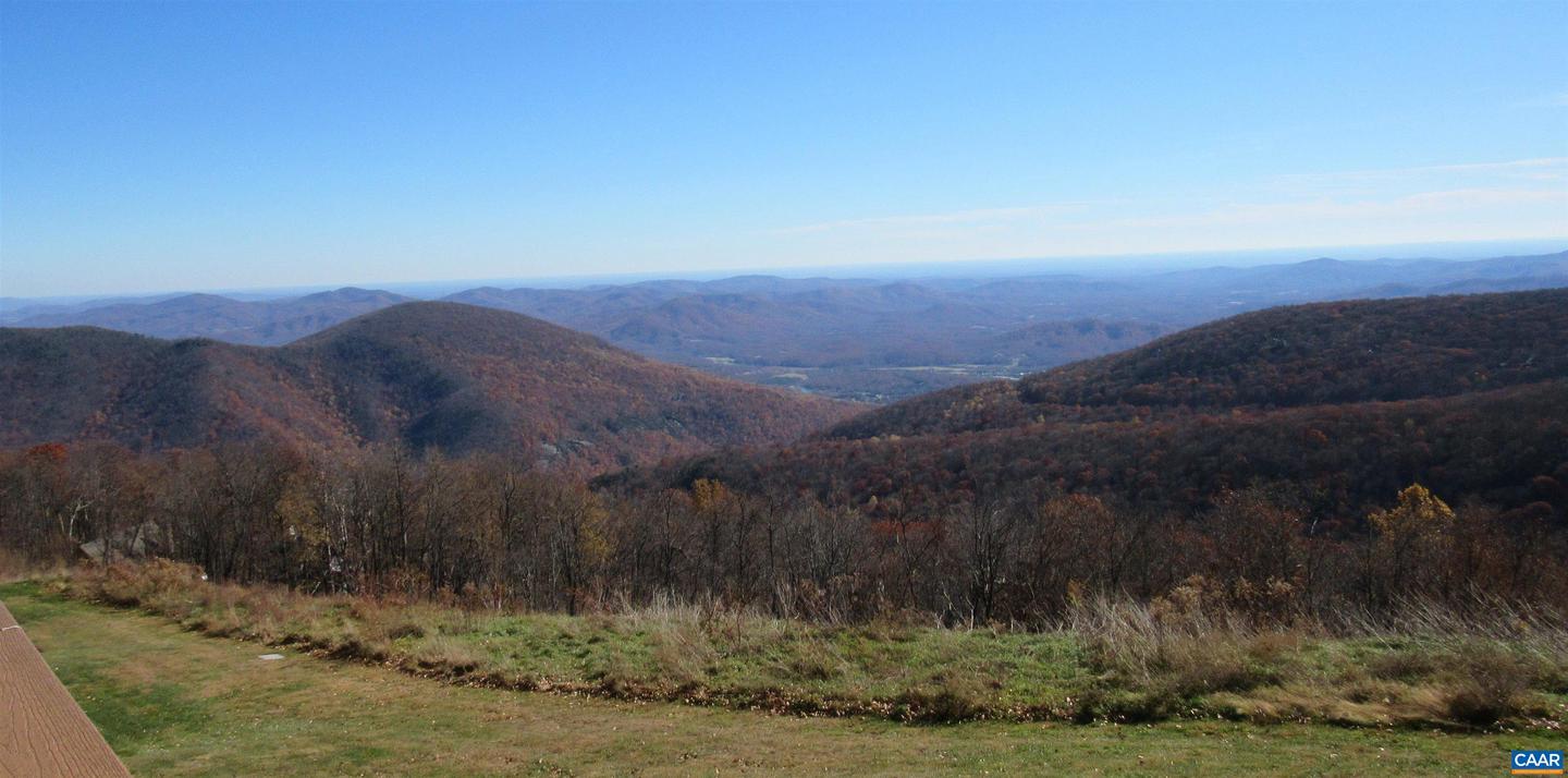 1635 OVERLOOK CONDOS #1635, WINTERGREEN, Virginia 22967, 2 Bedrooms Bedrooms, ,2 BathroomsBathrooms,Residential,For sale,1635 OVERLOOK CONDOS #1635,671148 MLS # 671148 1635 OVERLOOK CONDOS #1635, WINTERGREEN, Virginia 22967, 2 Bedrooms Bedrooms, ,2 BathroomsBathrooms,Residential,For sale,1635 OVERLOOK CONDOS #1635,671148 MLS # 671148