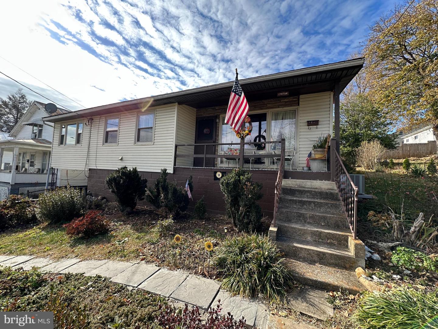 125 N LEE ST, LURAY, Virginia 22835, 4 Bedrooms Bedrooms, ,1 BathroomBathrooms,Residential,For sale,125 N LEE ST,VAPA2005612 MLS # VAPA2005612