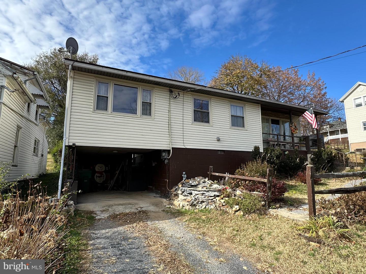 125 N LEE ST, LURAY, Virginia 22835, 4 Bedrooms Bedrooms, ,1 BathroomBathrooms,Residential,For sale,125 N LEE ST,VAPA2005612 MLS # VAPA2005612