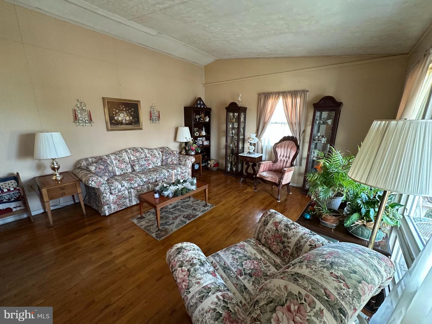 125 N LEE ST, LURAY, Virginia 22835, 4 Bedrooms Bedrooms, ,1 BathroomBathrooms,Residential,For sale,125 N LEE ST,VAPA2005612 MLS # VAPA2005612