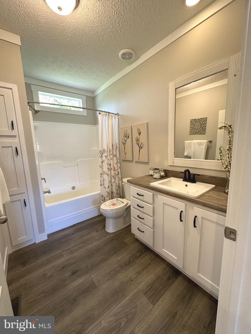 104 HENSON AVE, LOUISA, Virginia 23093, 3 Bedrooms Bedrooms, 9 Rooms Rooms,2 BathroomsBathrooms,Residential,For sale,104 HENSON AVE,VALA2008914 MLS # VALA2008914 104 HENSON AVE, LOUISA, Virginia 23093, 3 Bedrooms Bedrooms, 9 Rooms Rooms,2 BathroomsBathrooms,Residential,For sale,104 HENSON AVE,VALA2008914 MLS # VALA2008914