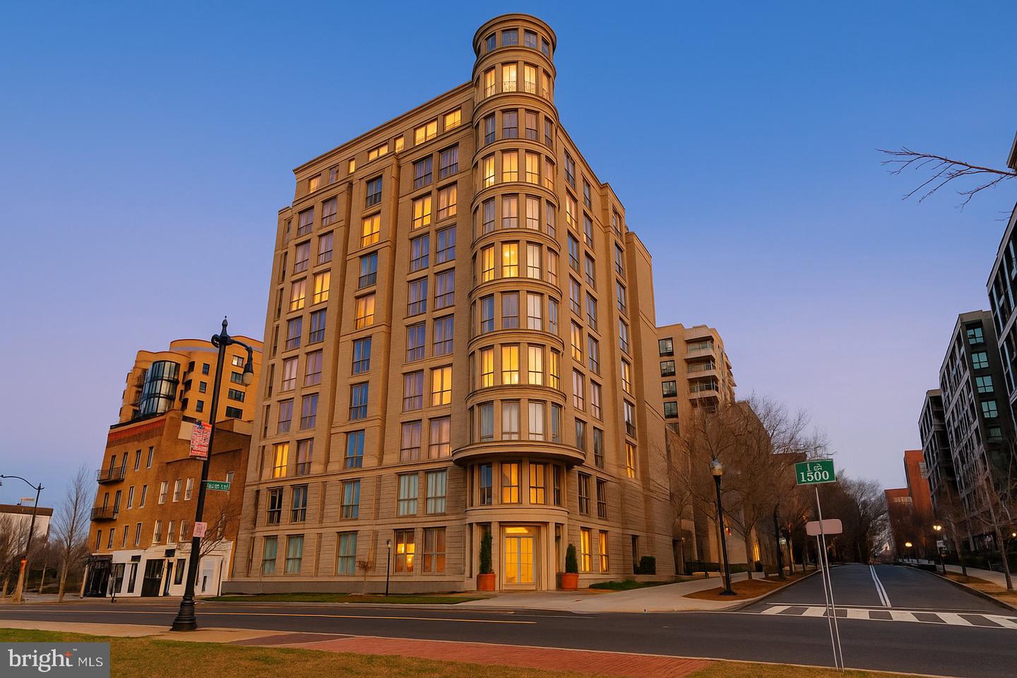 301 MASSACHUSETTS AVE NW #102, WASHINGTON, District Of Columbia 20001, 2 Bedrooms Bedrooms, ,2 BathroomsBathrooms,Residential,For sale,301 MASSACHUSETTS AVE NW #102,DCDC2231962 MLS # DCDC2231962 301 MASSACHUSETTS AVE NW #102, WASHINGTON, District Of Columbia 20001, 2 Bedrooms Bedrooms, ,2 BathroomsBathrooms,Residential,For sale,301 MASSACHUSETTS AVE NW #102,DCDC2231962 MLS # DCDC2231962