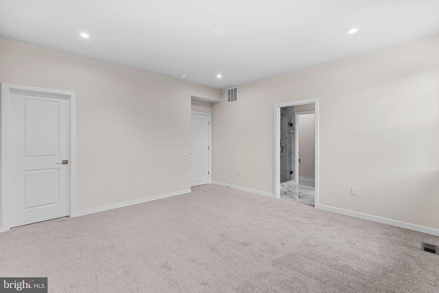 19716 MYSTIC MAROON TER, ASHBURN, Virginia 20147, 3 Bedrooms Bedrooms, ,2 BathroomsBathrooms,Residential,For sale,19716 MYSTIC MAROON TER,VALO2111198 MLS # VALO2111198 19716 MYSTIC MAROON TER, ASHBURN, Virginia 20147, 3 Bedrooms Bedrooms, ,2 BathroomsBathrooms,Residential,For sale,19716 MYSTIC MAROON TER,VALO2111198 MLS # VALO2111198