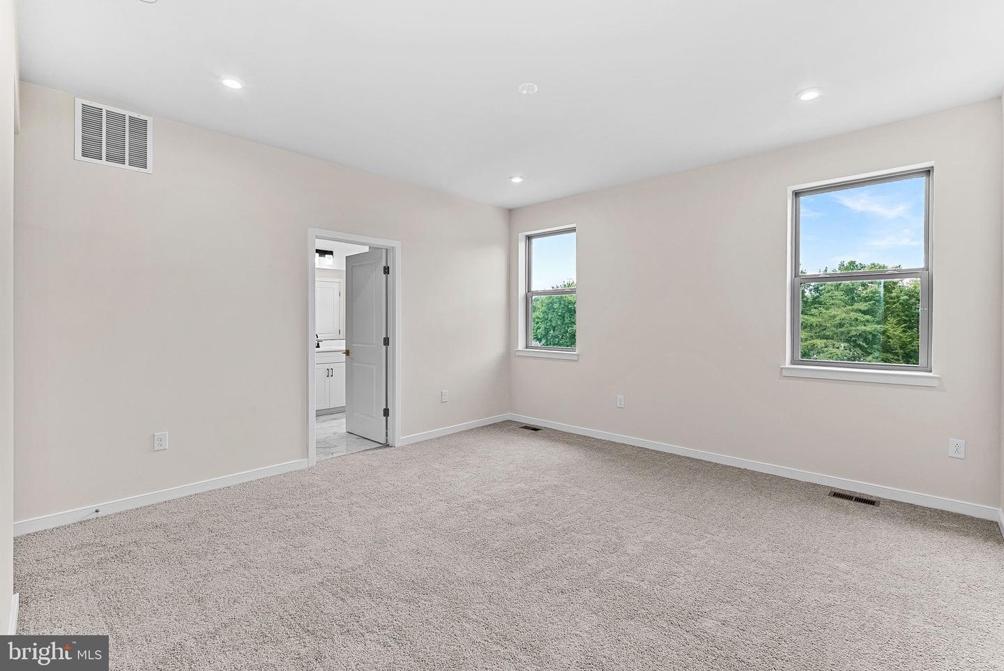 19716 MYSTIC MAROON TER, ASHBURN, Virginia 20147, 3 Bedrooms Bedrooms, ,2 BathroomsBathrooms,Residential,For sale,19716 MYSTIC MAROON TER,VALO2111198 MLS # VALO2111198 19716 MYSTIC MAROON TER, ASHBURN, Virginia 20147, 3 Bedrooms Bedrooms, ,2 BathroomsBathrooms,Residential,For sale,19716 MYSTIC MAROON TER,VALO2111198 MLS # VALO2111198