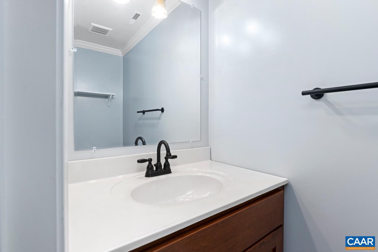 125 EAGLES CT CONDOS, WINTERGREEN, Virginia 22967, 2 Bedrooms Bedrooms, ,1 BathroomBathrooms,Residential,For sale,125 EAGLES CT CONDOS,671133 MLS # 671133 125 EAGLES CT CONDOS, WINTERGREEN, Virginia 22967, 2 Bedrooms Bedrooms, ,1 BathroomBathrooms,Residential,For sale,125 EAGLES CT CONDOS,671133 MLS # 671133