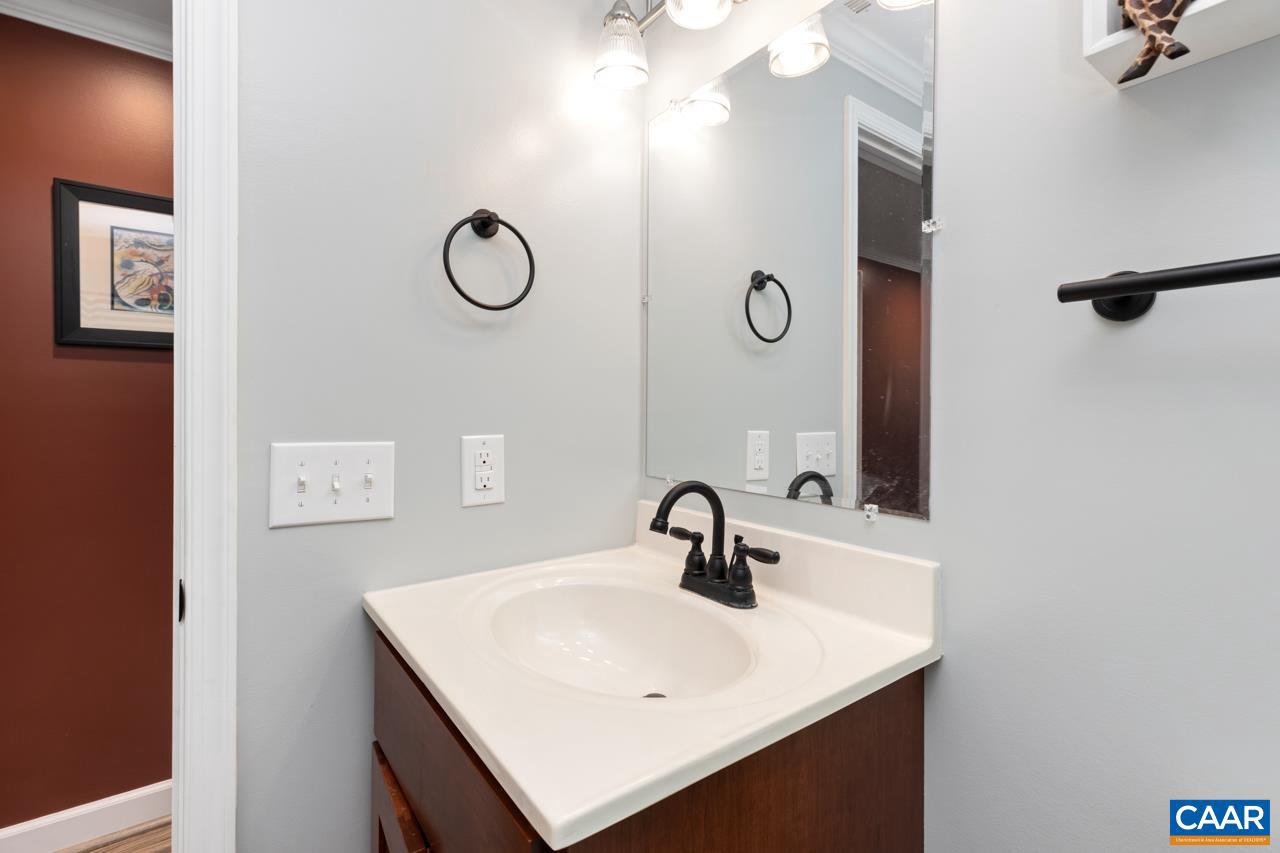 125 EAGLES CT CONDOS, WINTERGREEN, Virginia 22967, 2 Bedrooms Bedrooms, ,1 BathroomBathrooms,Residential,For sale,125 EAGLES CT CONDOS,671133 MLS # 671133 125 EAGLES CT CONDOS, WINTERGREEN, Virginia 22967, 2 Bedrooms Bedrooms, ,1 BathroomBathrooms,Residential,For sale,125 EAGLES CT CONDOS,671133 MLS # 671133