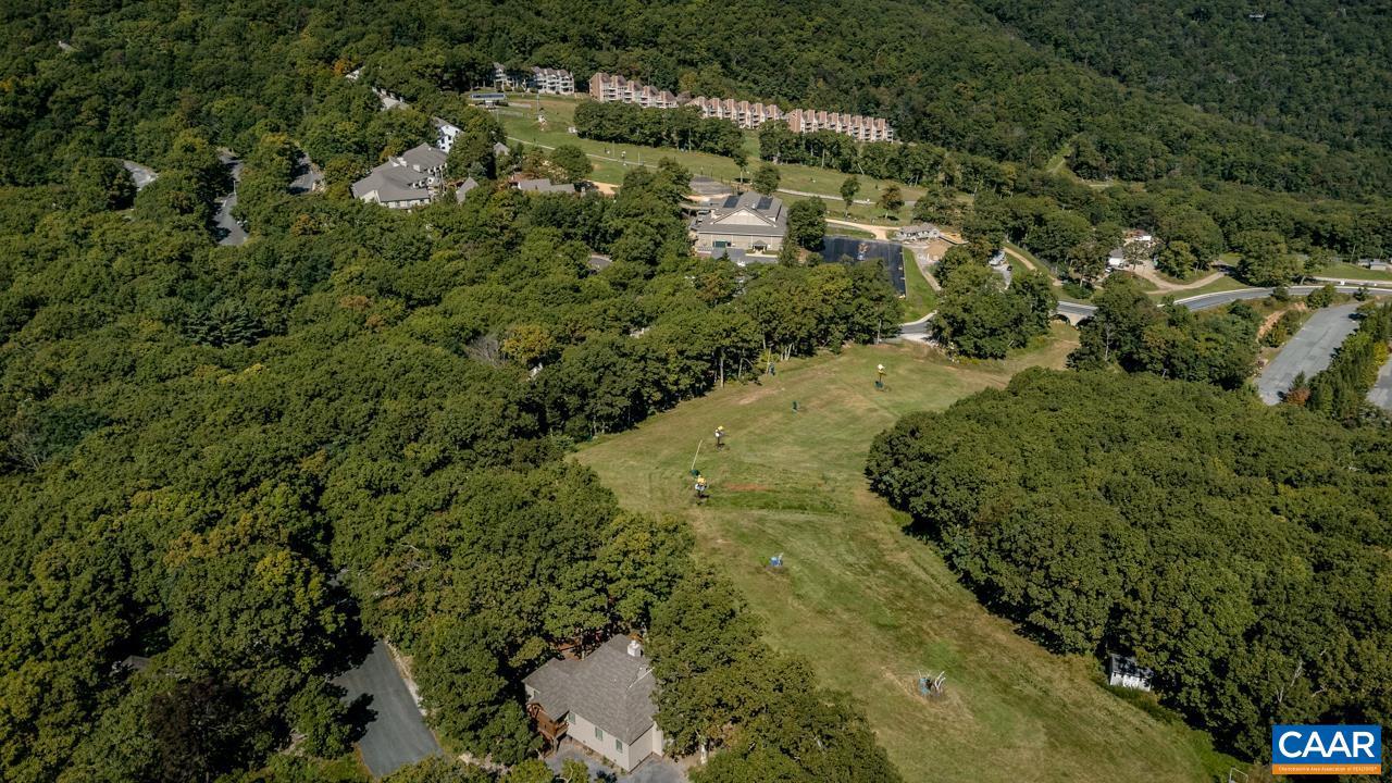 125 EAGLES CT CONDOS, WINTERGREEN, Virginia 22967, 2 Bedrooms Bedrooms, ,1 BathroomBathrooms,Residential,For sale,125 EAGLES CT CONDOS,671133 MLS # 671133 125 EAGLES CT CONDOS, WINTERGREEN, Virginia 22967, 2 Bedrooms Bedrooms, ,1 BathroomBathrooms,Residential,For sale,125 EAGLES CT CONDOS,671133 MLS # 671133