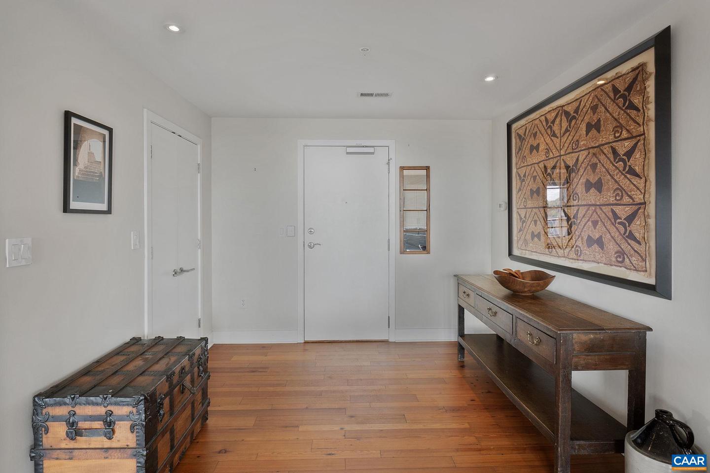 200 GARRETT ST #612, CHARLOTTESVILLE, Virginia 22902, 2 Bedrooms Bedrooms, ,2 BathroomsBathrooms,Residential,For sale,200 GARRETT ST #612,671139 MLS # 671139