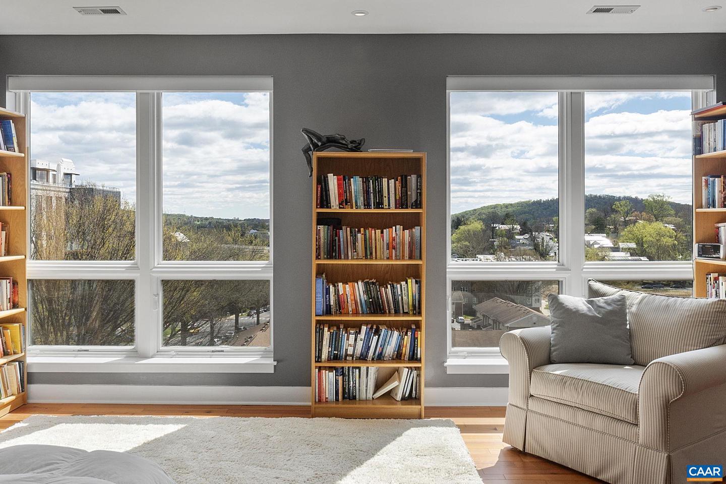 200 GARRETT ST #612, CHARLOTTESVILLE, Virginia 22902, 2 Bedrooms Bedrooms, ,2 BathroomsBathrooms,Residential,For sale,200 GARRETT ST #612,671139 MLS # 671139