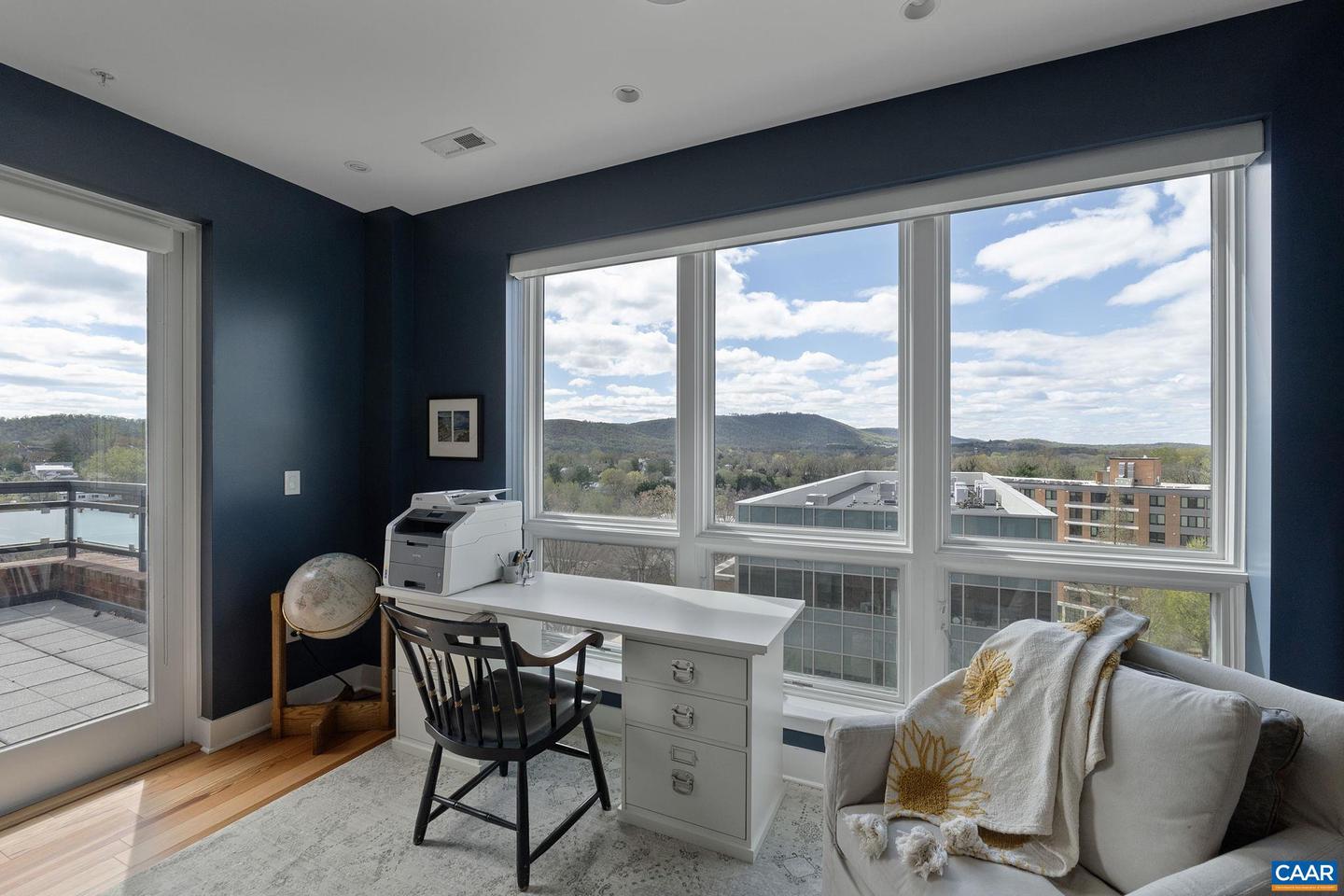 200 GARRETT ST #612, CHARLOTTESVILLE, Virginia 22902, 2 Bedrooms Bedrooms, ,2 BathroomsBathrooms,Residential,For sale,200 GARRETT ST #612,671139 MLS # 671139