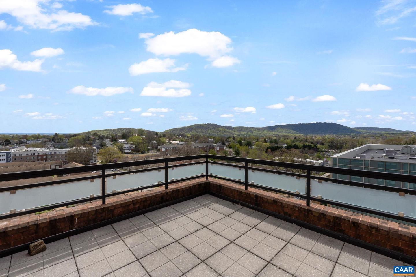 200 GARRETT ST #612, CHARLOTTESVILLE, Virginia 22902, 2 Bedrooms Bedrooms, ,2 BathroomsBathrooms,Residential,For sale,200 GARRETT ST #612,671139 MLS # 671139