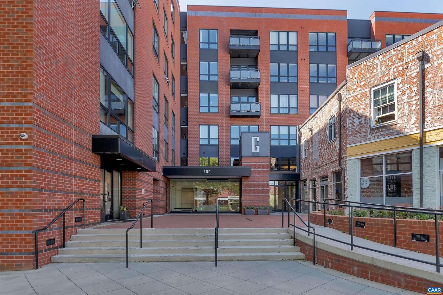 200 GARRETT ST #612, CHARLOTTESVILLE, Virginia 22902, 2 Bedrooms Bedrooms, ,2 BathroomsBathrooms,Residential,For sale,200 GARRETT ST #612,671139 MLS # 671139