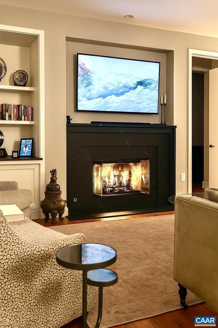 200 GARRETT ST #612, CHARLOTTESVILLE, Virginia 22902, 2 Bedrooms Bedrooms, ,2 BathroomsBathrooms,Residential,For sale,200 GARRETT ST #612,671139 MLS # 671139