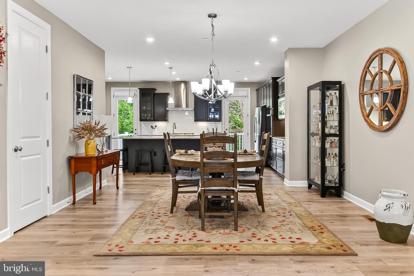 3795 RAINIER DR, FAIRFAX, Virginia 22033, 4 Bedrooms Bedrooms, ,4 BathroomsBathrooms,Residential,For sale,3795 RAINIER DR,VAFX2279236 MLS # VAFX2279236 3795 RAINIER DR, FAIRFAX, Virginia 22033, 4 Bedrooms Bedrooms, ,4 BathroomsBathrooms,Residential,For sale,3795 RAINIER DR,VAFX2279236 MLS # VAFX2279236