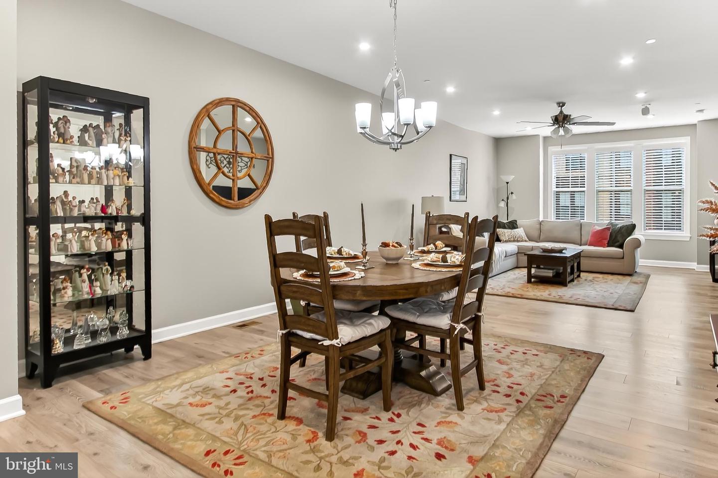 3795 RAINIER DR, FAIRFAX, Virginia 22033, 4 Bedrooms Bedrooms, ,4 BathroomsBathrooms,Residential,For sale,3795 RAINIER DR,VAFX2279236 MLS # VAFX2279236 3795 RAINIER DR, FAIRFAX, Virginia 22033, 4 Bedrooms Bedrooms, ,4 BathroomsBathrooms,Residential,For sale,3795 RAINIER DR,VAFX2279236 MLS # VAFX2279236