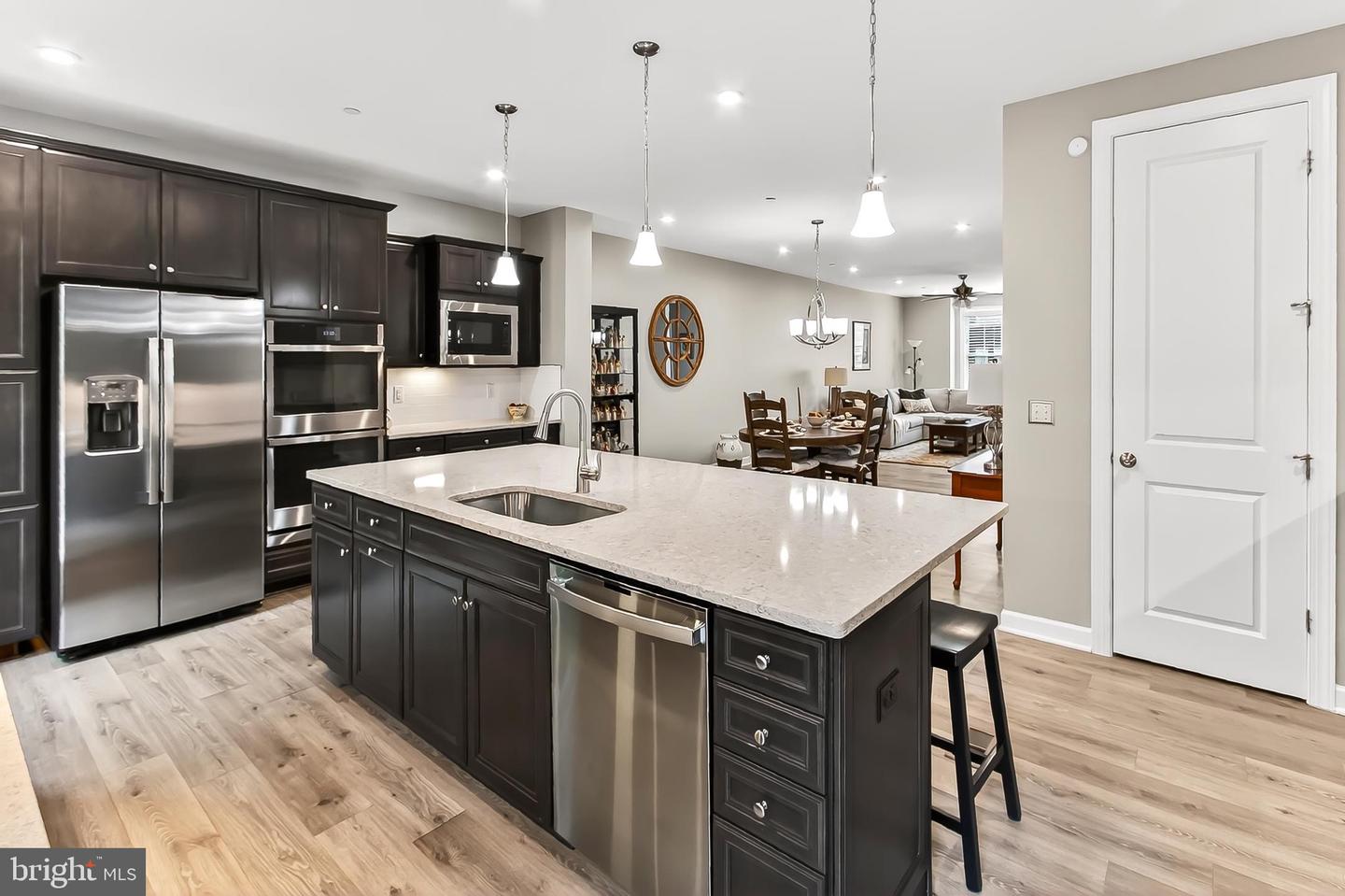 3795 RAINIER DR, FAIRFAX, Virginia 22033, 4 Bedrooms Bedrooms, ,4 BathroomsBathrooms,Residential,For sale,3795 RAINIER DR,VAFX2279236 MLS # VAFX2279236 3795 RAINIER DR, FAIRFAX, Virginia 22033, 4 Bedrooms Bedrooms, ,4 BathroomsBathrooms,Residential,For sale,3795 RAINIER DR,VAFX2279236 MLS # VAFX2279236