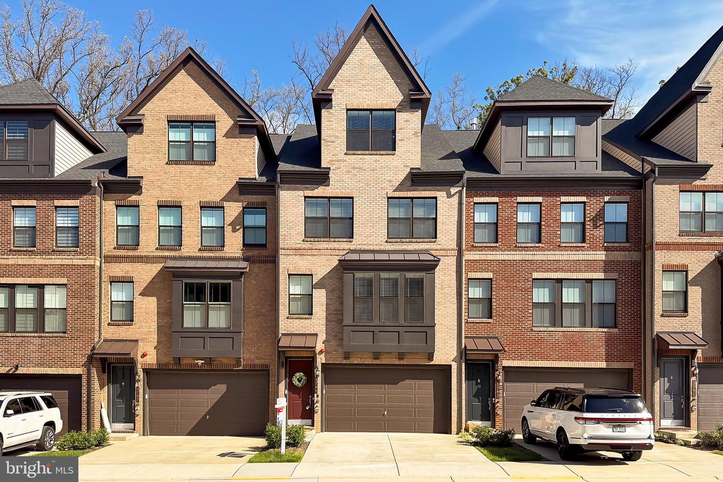 3795 RAINIER DR, FAIRFAX, Virginia 22033, 4 Bedrooms Bedrooms, ,4 BathroomsBathrooms,Residential,For sale,3795 RAINIER DR,VAFX2279236 MLS # VAFX2279236 3795 RAINIER DR, FAIRFAX, Virginia 22033, 4 Bedrooms Bedrooms, ,4 BathroomsBathrooms,Residential,For sale,3795 RAINIER DR,VAFX2279236 MLS # VAFX2279236