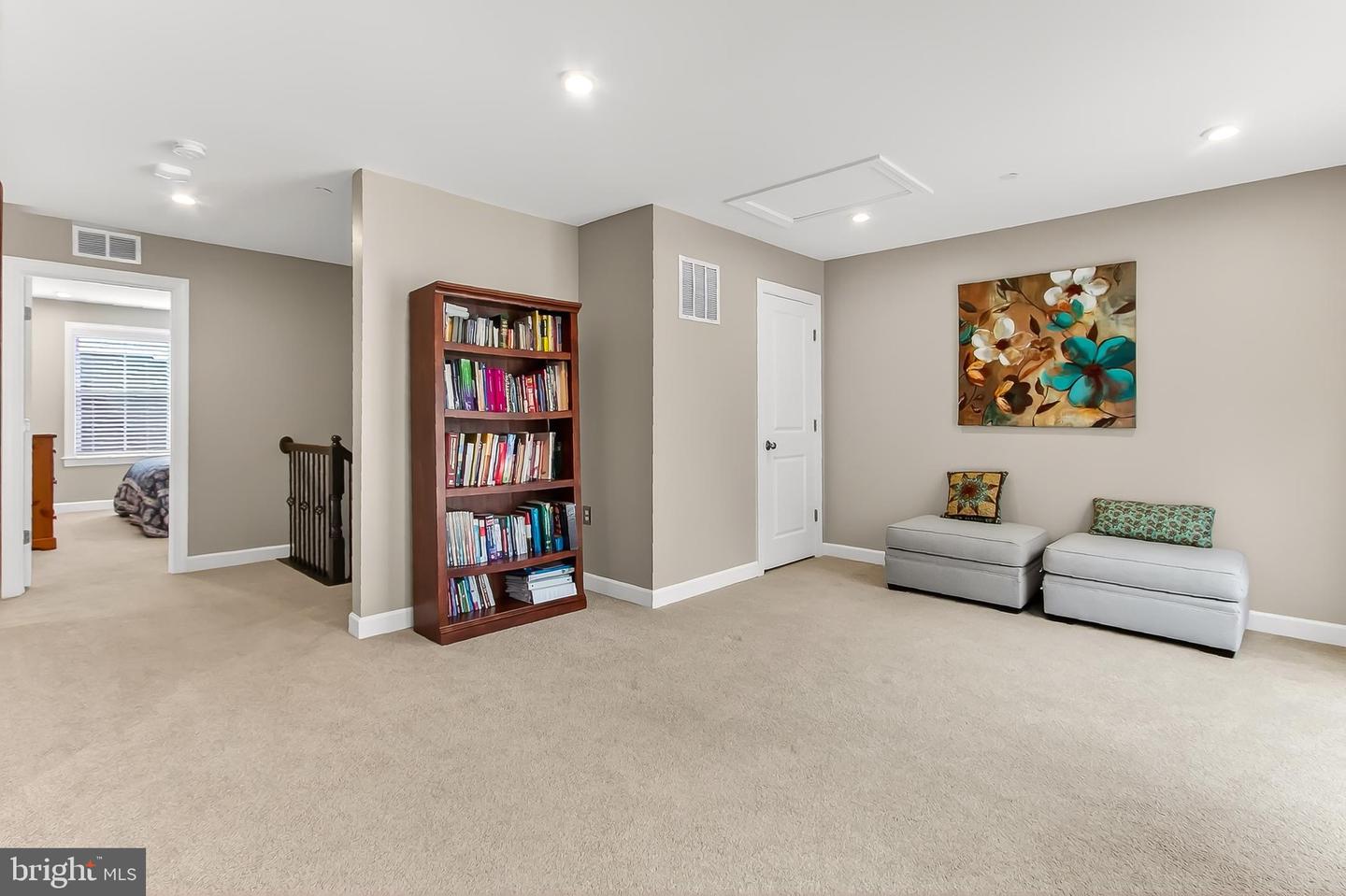 3795 RAINIER DR, FAIRFAX, Virginia 22033, 4 Bedrooms Bedrooms, ,4 BathroomsBathrooms,Residential,For sale,3795 RAINIER DR,VAFX2279236 MLS # VAFX2279236 3795 RAINIER DR, FAIRFAX, Virginia 22033, 4 Bedrooms Bedrooms, ,4 BathroomsBathrooms,Residential,For sale,3795 RAINIER DR,VAFX2279236 MLS # VAFX2279236