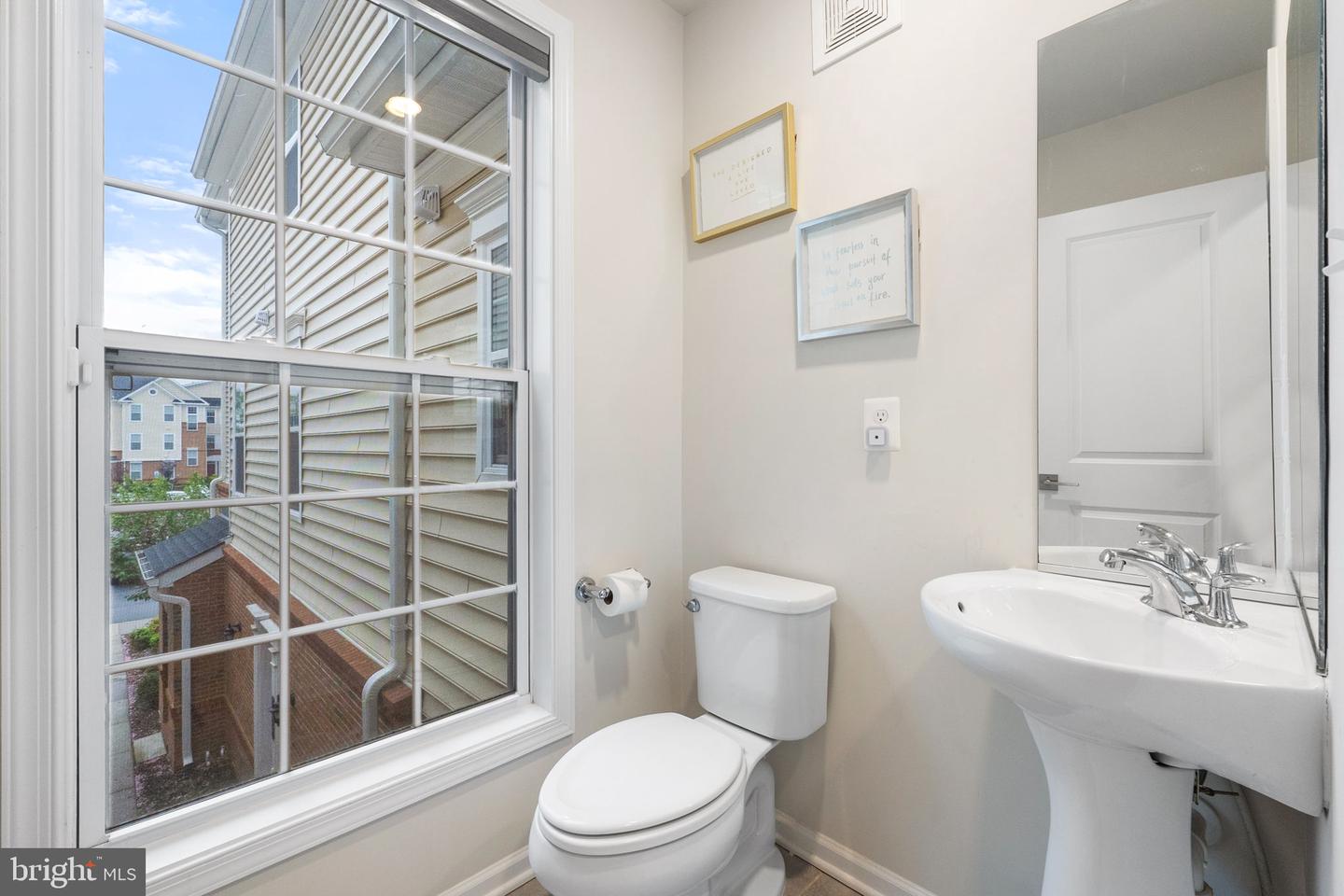 23255 MILLTOWN KNOLL SQ #109, ASHBURN, Virginia 20148, 2 Bedrooms Bedrooms, ,2 BathroomsBathrooms,Residential,For sale,23255 MILLTOWN KNOLL SQ #109,VALO2111186 MLS # VALO2111186 23255 MILLTOWN KNOLL SQ #109, ASHBURN, Virginia 20148, 2 Bedrooms Bedrooms, ,2 BathroomsBathrooms,Residential,For sale,23255 MILLTOWN KNOLL SQ #109,VALO2111186 MLS # VALO2111186