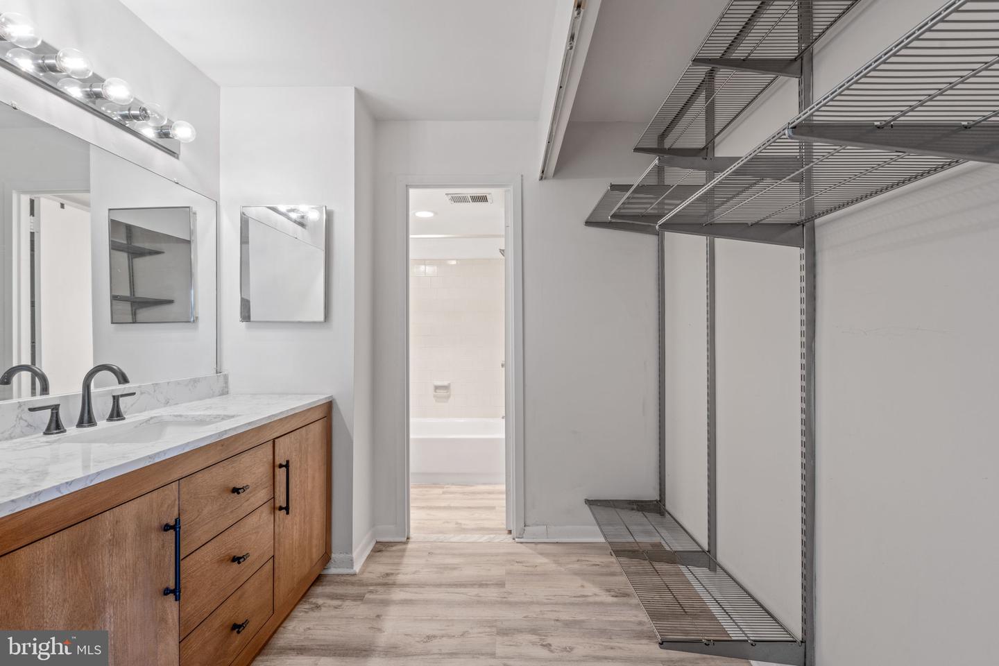 3100 S MANCHESTER ST #909, FALLS CHURCH, Virginia 22044, ,1 BathroomBathrooms,Residential,For sale,3100 S MANCHESTER ST #909,VAFX2263370 MLS # VAFX2263370 3100 S MANCHESTER ST #909, FALLS CHURCH, Virginia 22044, ,1 BathroomBathrooms,Residential,For sale,3100 S MANCHESTER ST #909,VAFX2263370 MLS # VAFX2263370