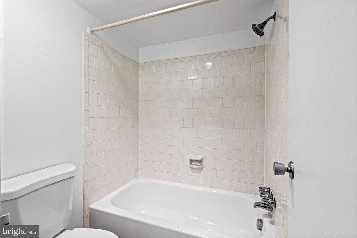 3100 S MANCHESTER ST #909, FALLS CHURCH, Virginia 22044, ,1 BathroomBathrooms,Residential,For sale,3100 S MANCHESTER ST #909,VAFX2263370 MLS # VAFX2263370 3100 S MANCHESTER ST #909, FALLS CHURCH, Virginia 22044, ,1 BathroomBathrooms,Residential,For sale,3100 S MANCHESTER ST #909,VAFX2263370 MLS # VAFX2263370
