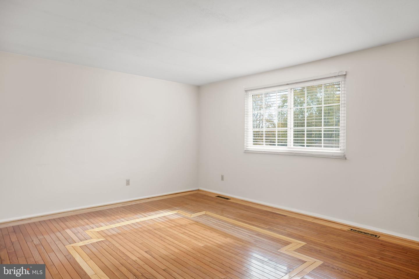 5068 MACNAMARA DR, FREDERICKSBURG, Virginia 22407, 4 Bedrooms Bedrooms, ,2 BathroomsBathrooms,Residential,For sale,5068 MACNAMARA DR,VASP2036386 MLS # VASP2036386 5068 MACNAMARA DR, FREDERICKSBURG, Virginia 22407, 4 Bedrooms Bedrooms, ,2 BathroomsBathrooms,Residential,For sale,5068 MACNAMARA DR,VASP2036386 MLS # VASP2036386