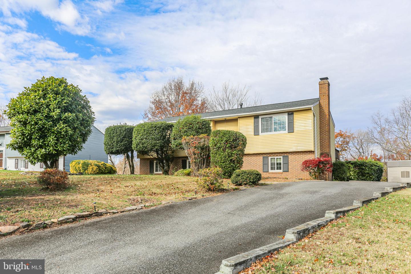 5068 MACNAMARA DR, FREDERICKSBURG, Virginia 22407, 4 Bedrooms Bedrooms, ,2 BathroomsBathrooms,Residential,For sale,5068 MACNAMARA DR,VASP2036386 MLS # VASP2036386 5068 MACNAMARA DR, FREDERICKSBURG, Virginia 22407, 4 Bedrooms Bedrooms, ,2 BathroomsBathrooms,Residential,For sale,5068 MACNAMARA DR,VASP2036386 MLS # VASP2036386