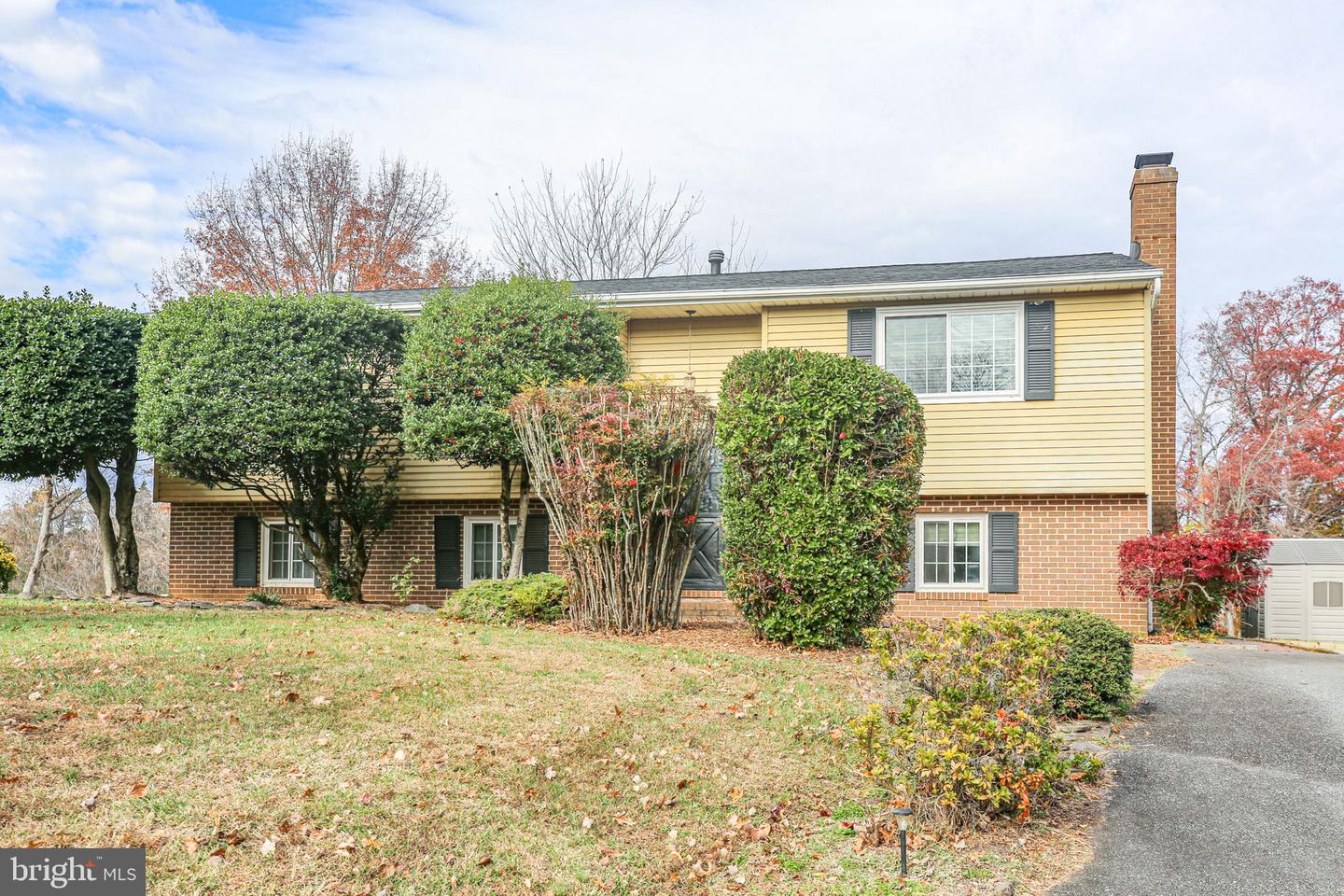 5068 MACNAMARA DR, FREDERICKSBURG, Virginia 22407, 4 Bedrooms Bedrooms, ,2 BathroomsBathrooms,Residential,For sale,5068 MACNAMARA DR,VASP2036386 MLS # VASP2036386 5068 MACNAMARA DR, FREDERICKSBURG, Virginia 22407, 4 Bedrooms Bedrooms, ,2 BathroomsBathrooms,Residential,For sale,5068 MACNAMARA DR,VASP2036386 MLS # VASP2036386